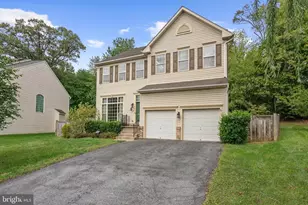 13912 Chadsworth Terrace, Laurel, MD 20707 - Photo 3
