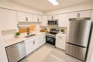 7435 Shady Glen Terrace, Capitol Heights, MD 20743 - Photo 9