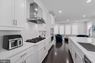 515 Riversail Ln, National Harbor, MD 20745 - Photo 9