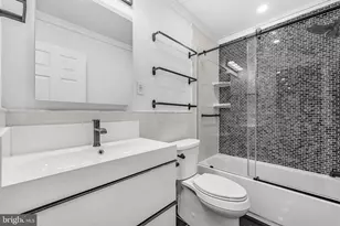 6008 Westchester Park Dr, College Park, MD 20740 - Photo 15