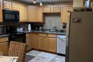 5951 Surrey Service Dr, District Heights, MD 20747 - Photo 9