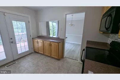 8903 Blackbriar Court, Fort Washington, MD 20744 - Photo 7