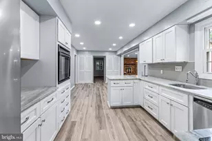 12913 Victoria Heights Dr, Bowie, MD 20715 - Photo 13
