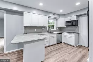 12913 Victoria Heights Dr, Bowie, MD 20715 - Photo 9