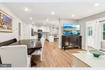 8715 Crestmont Lane, Laurel, MD 20708 - Photo 19