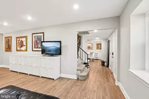 8715 Crestmont Ln, Laurel, MD 20708 - Photo 13