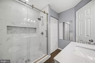 2030 Alice Ave, Oxon Hill, MD 20745 - Photo 27