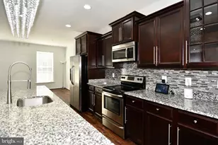 15606 Lady Lauren Ln, Brandywine, MD 20613 - Photo 11
