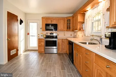 6011 Carter Avenue, Lanham, MD 20706 - Photo 9