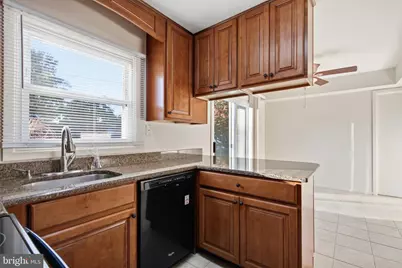 2513 Knighthill Lane, Bowie, MD 20715 - Photo 11