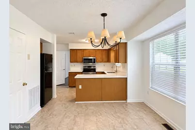 7707 Willow Hill Drive, Landover, MD 20785 - Photo 7