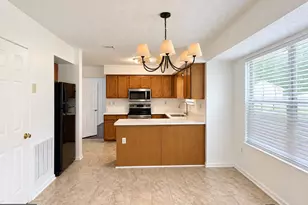 7707 Willow Hill Dr, Landover, MD 20785 - Photo 7