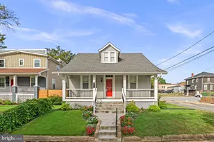 3724 35th St, Mount Rainier, MD 20712 - Photo 1