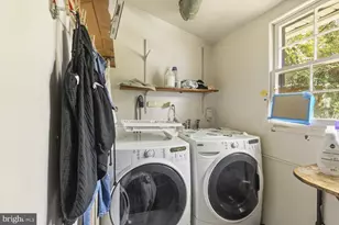 12513 Knowledge Ln, Bowie, MD 20715 - Photo 23