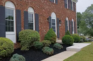 11101 Elon Ct, Bowie, MD 20720 - Photo 3