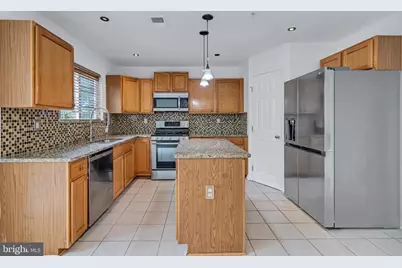 812 Vauxhall Road, Landover, MD 20785 - Photo 9