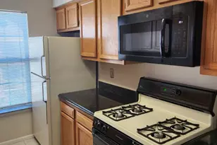 8941 Town Center Cir, Upper Marlboro, MD 20774 - Photo 7