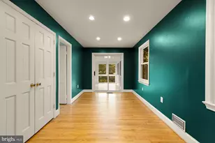4323 Woodberry St, University Park, MD 20782 - Photo 17