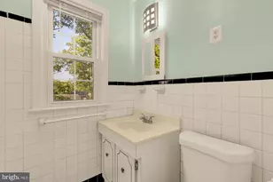 4323 Woodberry St, University Park, MD 20782 - Photo 35