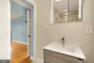 4323 Woodberry St, University Park, MD 20782 - Photo 41