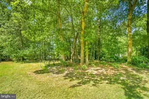 8106 Cedargate Pl, Glenn Dale, MD 20769 - Photo 37