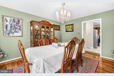 8106 Cedargate Place, Glenn Dale, MD 20769 - Photo 9