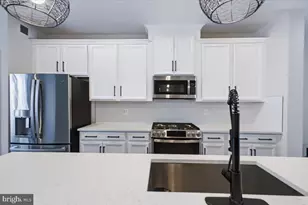 3529 Stella Blue Dr, Hyattsville, MD 20782 - Photo 11