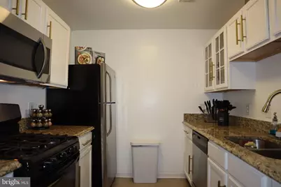 6610 Lake Park Drive #205, Greenbelt, MD 20770 - Photo 5