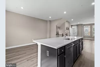 6100 Northwest Drive, Hyattsville, MD 20782 - Photo 7