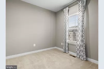 6100 Northwest Drive, Hyattsville, MD 20782 - Photo 21
