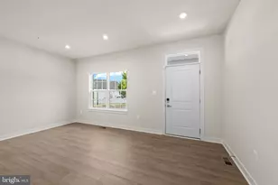 15609 Rockburn Wy, Bowie, MD 20716 - Photo 3