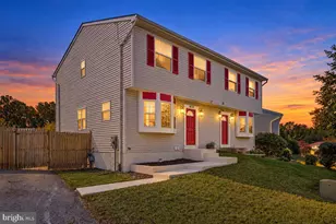 816 Central Hills Ln, Landover, MD 20785 - Photo 3