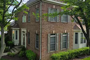 12410 Gladys Retreat Cir, Bowie, MD 20720 - Photo 5