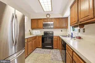 7402 Morrison Dr, Greenbelt, MD 20770 - Photo 5