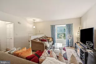7402 Morrison Dr, Greenbelt, MD 20770 - Photo 3