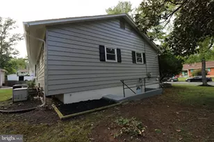8917 2nd St, Lanham, MD 20706 - Photo 25