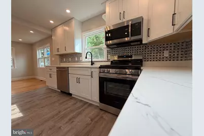 4404 54th Place, Bladensburg, MD 20710 - Photo 9