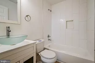 204 N Huron Dr, Oxon Hill, MD 20745 - Photo 19