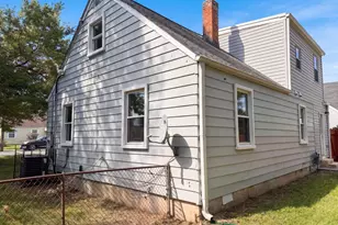204 N Huron Dr, Oxon Hill, MD 20745 - Photo 11