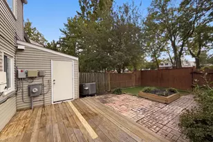 706 Kaplan Ct, Hyattsville, MD 20785 - Photo 15