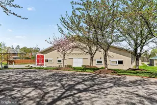10878 Foxtrot Cir, Upper Marlboro, MD 20772 - Photo 39