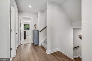 10878 Foxtrot Cir, Upper Marlboro, MD 20772 - Photo 27