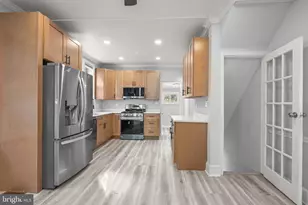 4017 Ingraham St, Hyattsville, MD 20781 - Photo 9