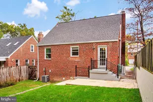 6112 43rd St, Hyattsville, MD 20781 - Photo 7