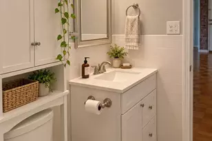 6026 Westchester Park Dr, College Park, MD 20740 - Photo 13