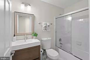 1023 Wood Branch Ct, Upper Marlboro, MD 20774 - Photo 27