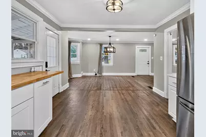 6704 Boxwood Drive, Suitland, MD 20746 - Photo 13