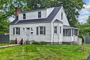 6704 Boxwood Dr, Suitland, MD 20746 - Photo 1