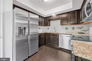 11304 Southlakes Dr, Bowie, MD 20721 - Photo 9