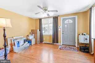 6105 Kolb St, Fairmount Heights, MD 20743 - Photo 9